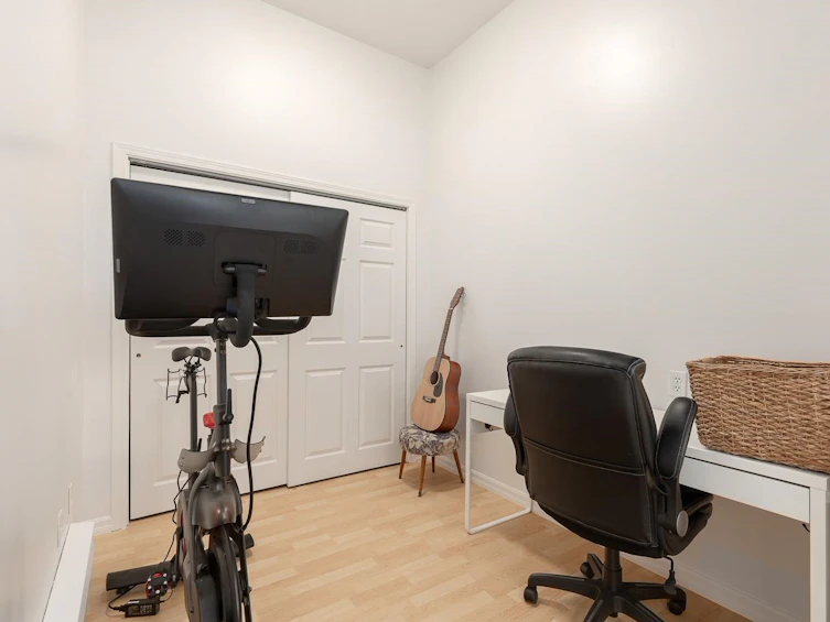 204-7031 Blundell Road, Richmond, BC, V6Y 1J5 - 10
