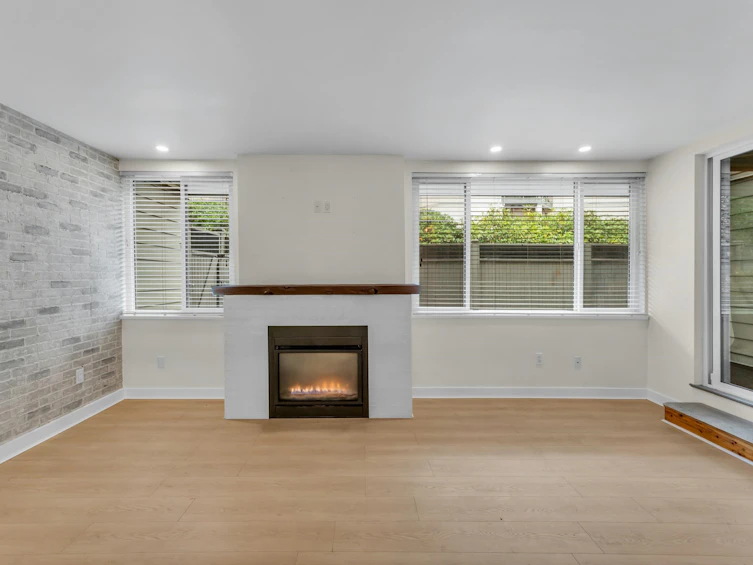 110-15282 19 Avenue, Surrey, BC, V4A 1X6 - 3