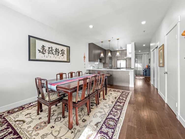 204-2 Renaissance Square, New Westminster, BC, V3M 6K3 - 12