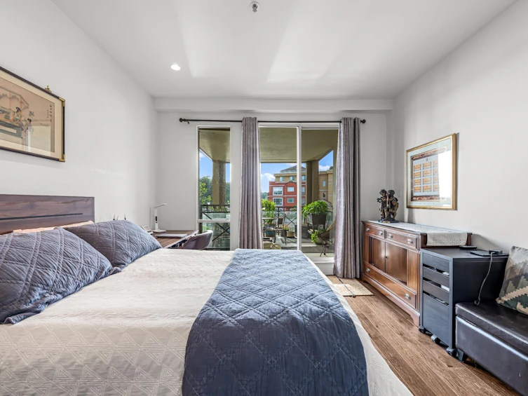 204-2 Renaissance Square, New Westminster, BC, V3M 6K3 - 16