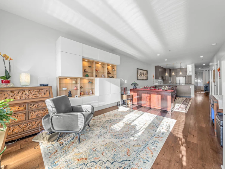 204-2 Renaissance Square, New Westminster, BC, V3M 6K3 - 7