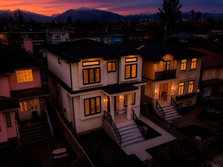 2719 E 46th Avenue, Vancouver, BC, V5S 1A6 - 37