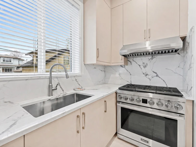 2719 E 46th Avenue, Vancouver, BC, V5S 1A6 - 12