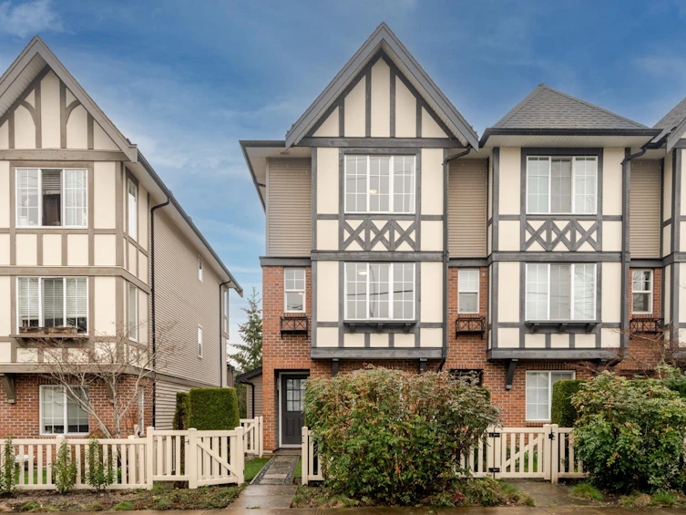 131-20875 80 Avenue, Langley, BC, V2Y 0B2 - 2