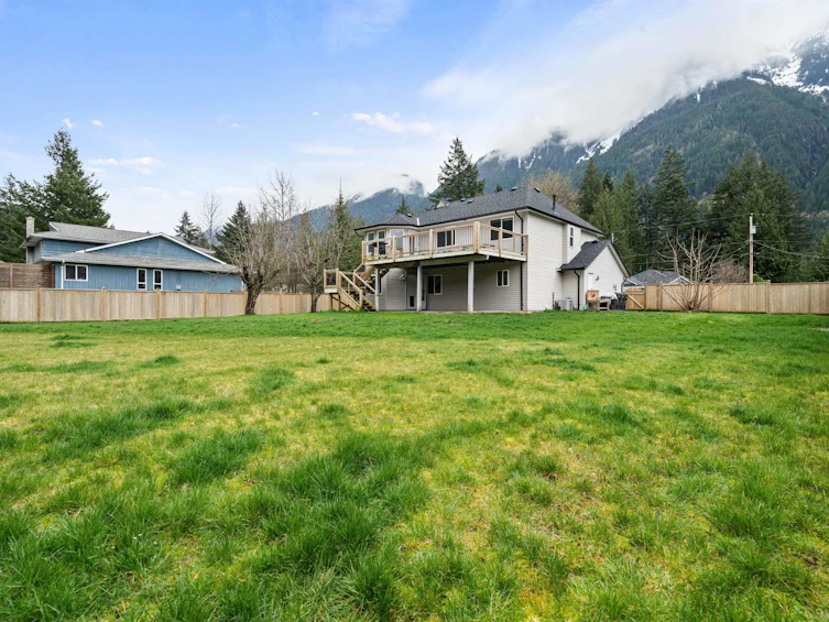 65644 Gardner Drive, Hope, BC, V0X 1L1 - 32