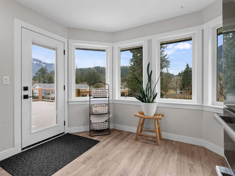 65644 Gardner Drive, Hope, BC, V0X 1L1 - 10