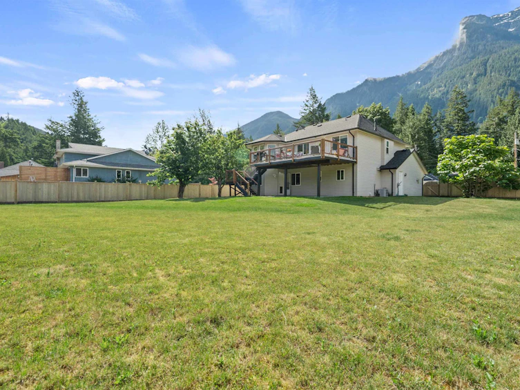 65644 Gardner Drive, Hope, BC, V0X 1L1 - 29