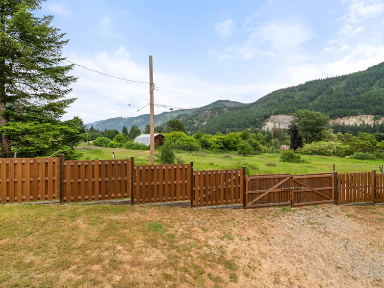 64922 North Bend Post Office Road, Hope, BC, V0K 1C1 - 30
