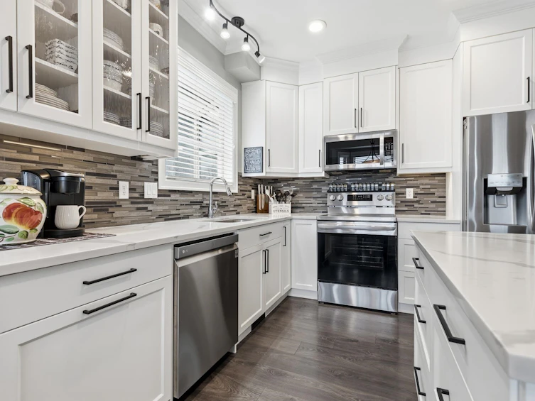 45368 Wells Road, Chilliwack, BC, V2R 1H3 - 3