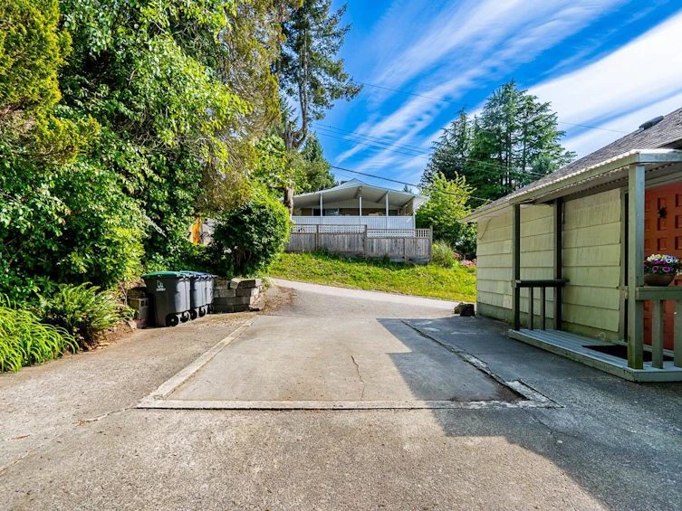 10482 125a Street, Surrey, BC, V3V 5A3 - 34