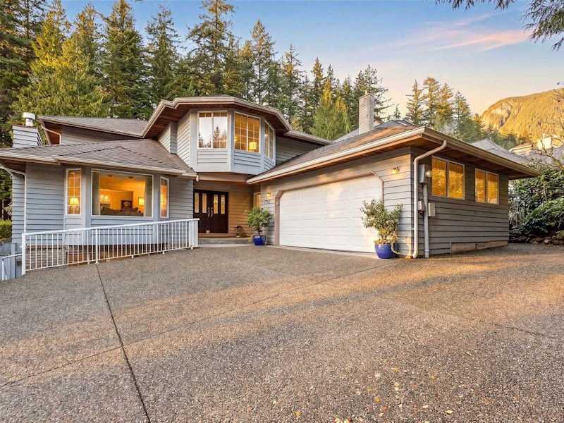 5707 Nancy Greene Way, North Vancouver BC V7R 4W3
