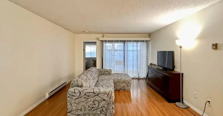 2F-836 Twelfth Street, New Westminster, BC, V3M 4K3 - 3
