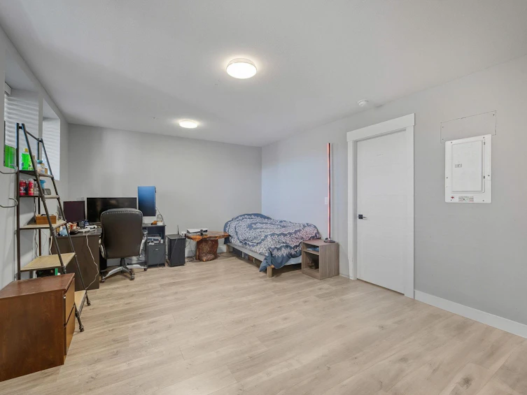 8689 Cedar Street, Mission, BC, V4S 0E3 - 30