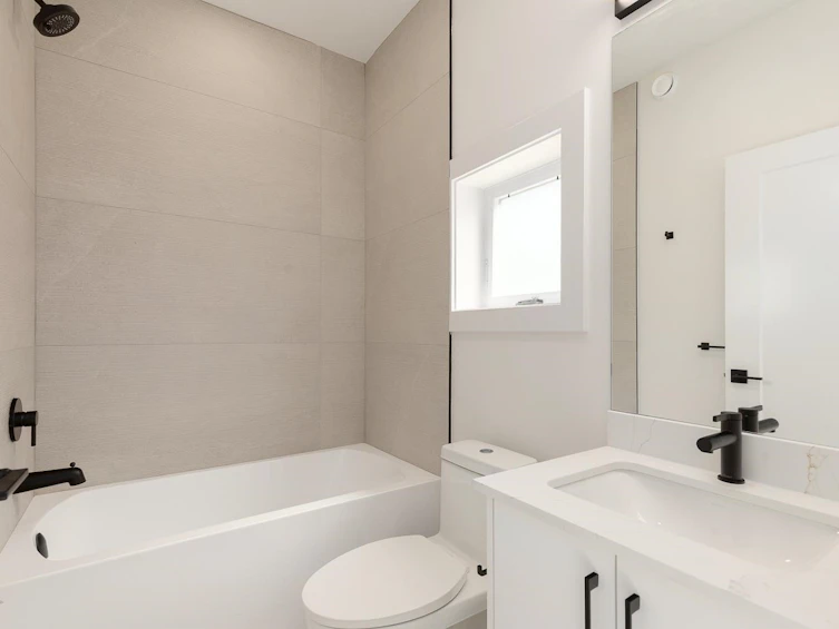 2-3635 Turner Street, Vancouver, BC, V5K 2J2 - 27