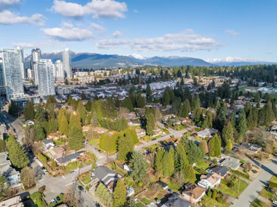 525 Perth Avenue - 5