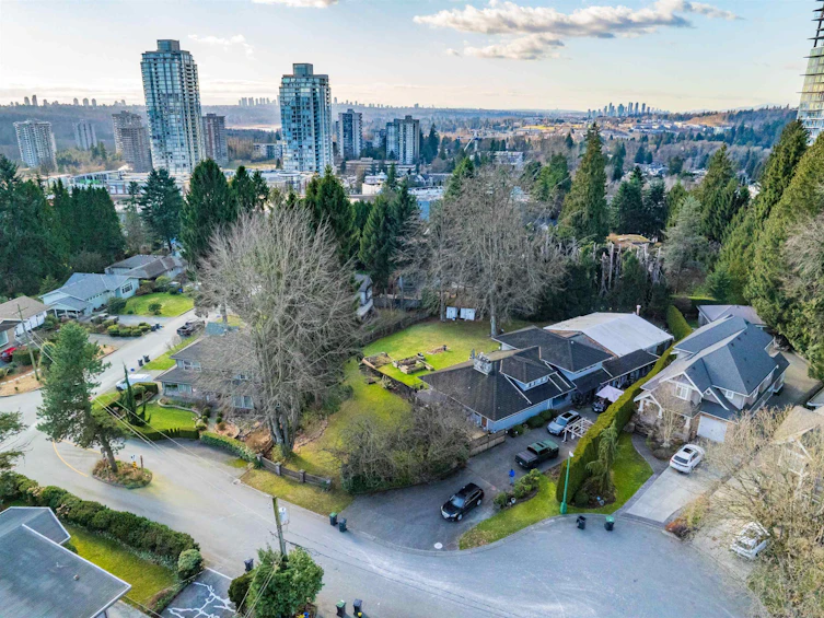 525 Perth Avenue, Coquitlam, BC, V3J 7V1 - 16