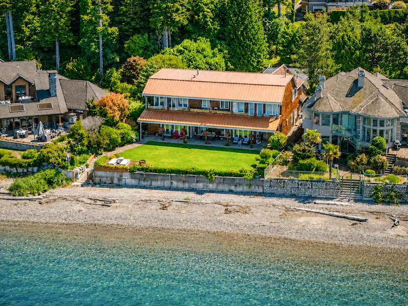 768 Tsawwassen Beach Road, Delta BC V4M 2J3