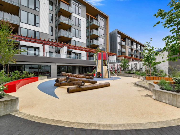 401-1500 Scott Crescent, Squamish, BC, V8B 1G5 - 25