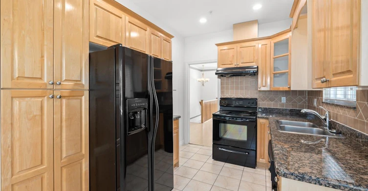 4831 Culloden Street, Vancouver, BC, V5V 4X8 - 2