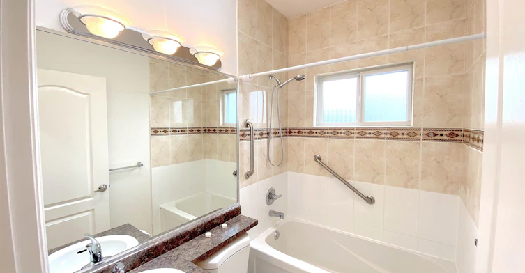 4831 Culloden Street, Vancouver, BC, V5V 4X8 - 10