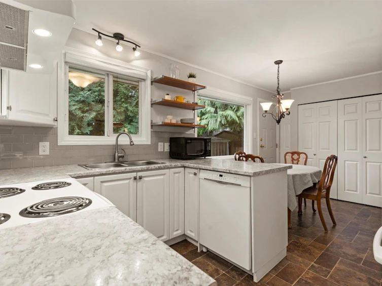 34166 Cedar Avenue, Abbotsford, BC, V2S 2W1 - 13
