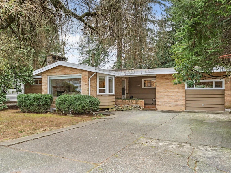 34166 Cedar Avenue, Abbotsford BC V2S 2W1