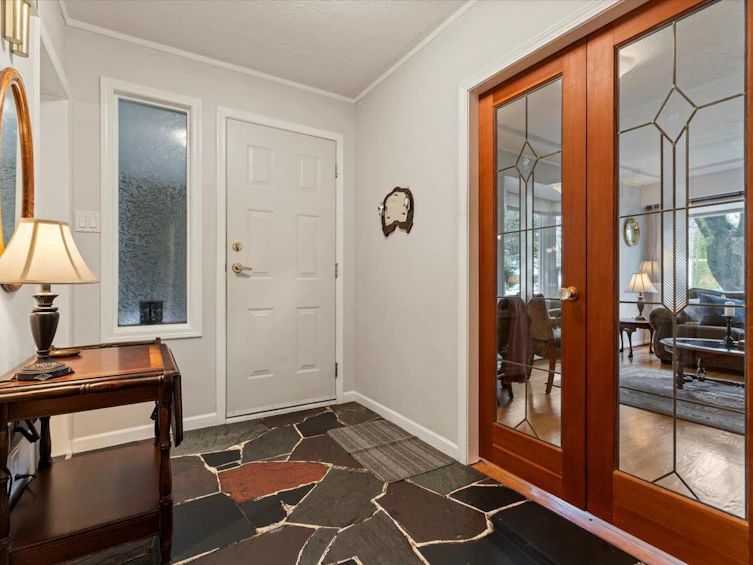 34166 Cedar Avenue, Abbotsford, BC, V2S 2W1 - 3