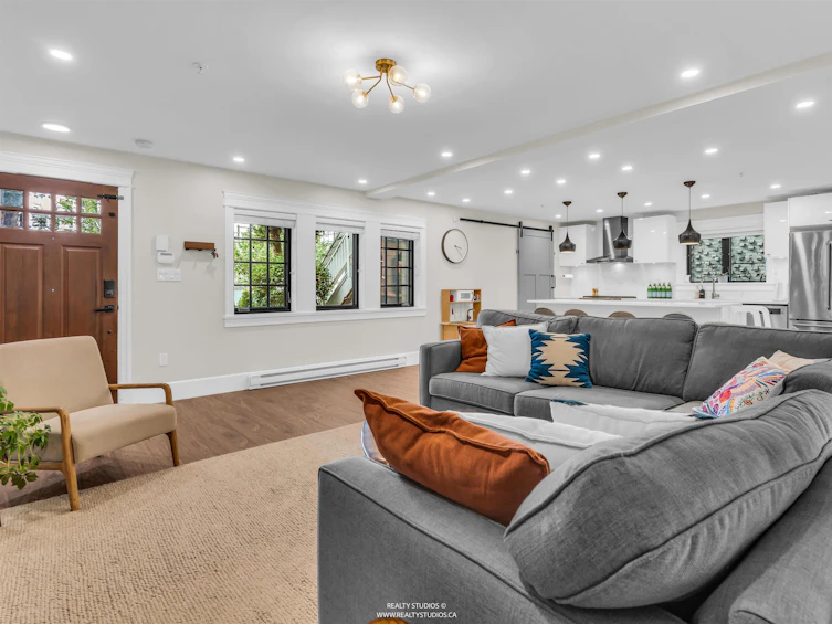 436 Lakewood Drive, Vancouver, BC, V5L 4L7 - 5