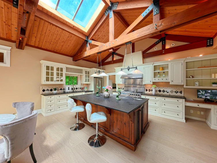 366 Keith Road, West Vancouver, BC, V7T 1L7 - 10