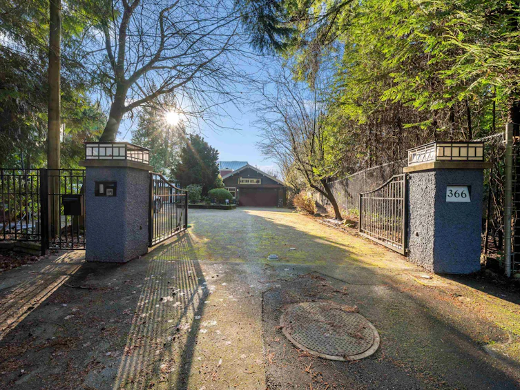 366 Keith Road, West Vancouver, BC, V7T 1L7 - 33