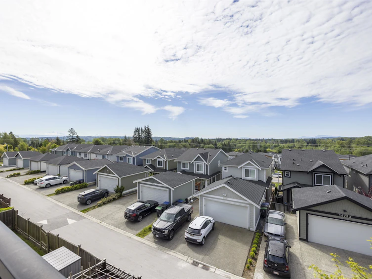 16764 16a Avenue, Surrey, BC, V3Z 0T3 - 3