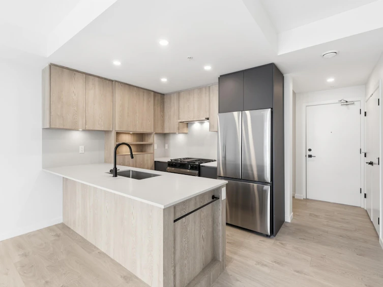 512-19577 65b Avenue, Surrey, BC, V4N 6Y3