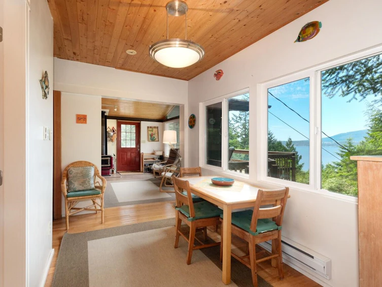 847 Captain's Way, Bowen Island, BC, V0N 1G2 - 7