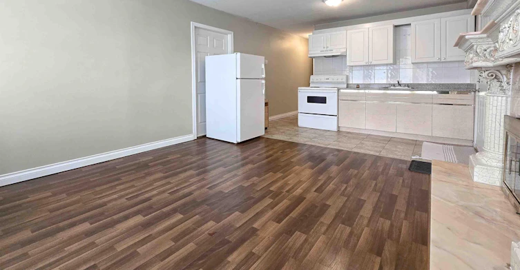 377X Burke Street, Burnaby, BC, V5H 1A4 - 3