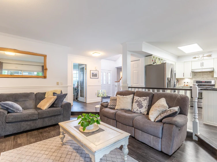 6412 179 Street, Surrey, BC, V3S 7J9 - 11