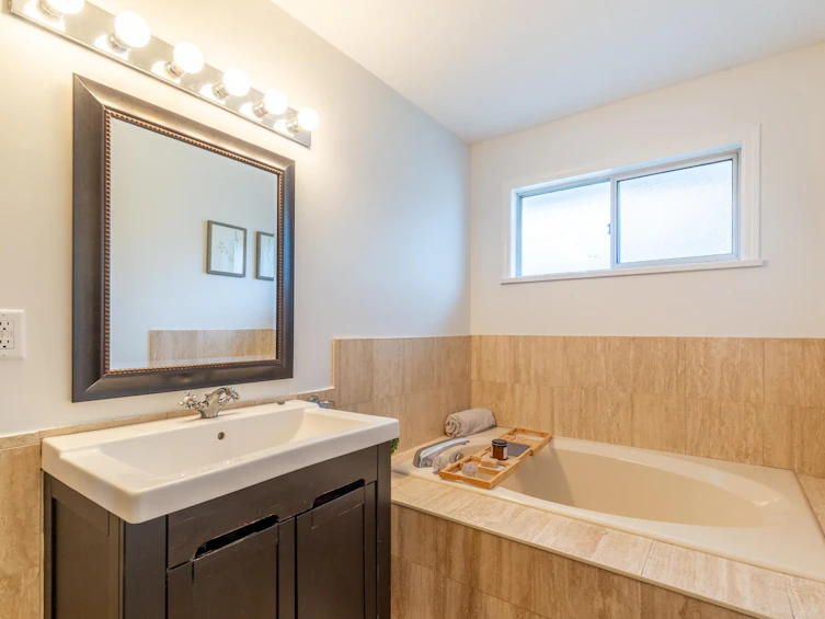 6412 179 Street, Surrey, BC, V3S 7J9 - 32