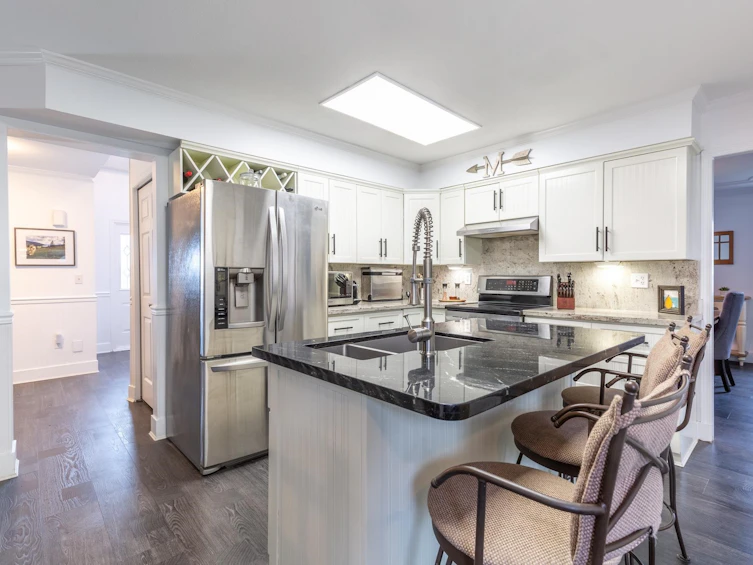 6412 179 Street, Surrey, BC, V3S 7J9 - 7