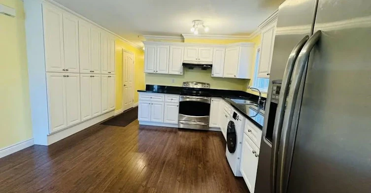 6300 Prince Albert Street, Vancouver, BC, V5W 3E7 - 4