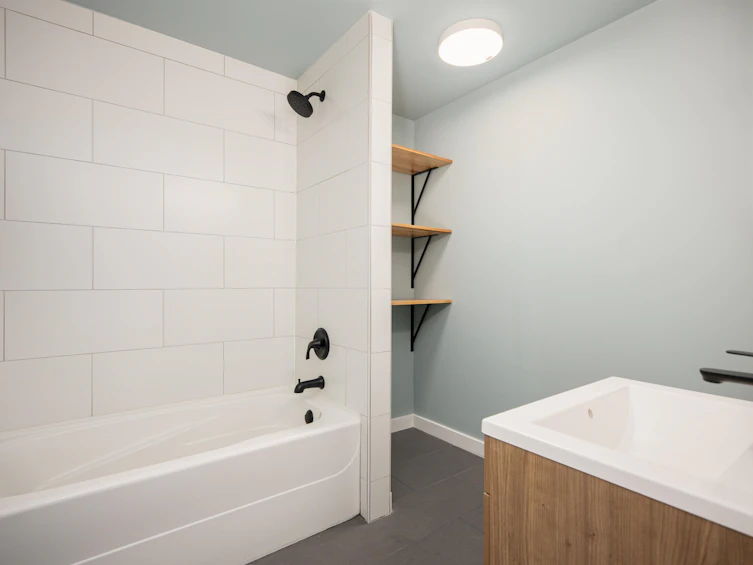 225-18 Jack Mahony Place, New Westminster, BC, V3L 5V8 - 27