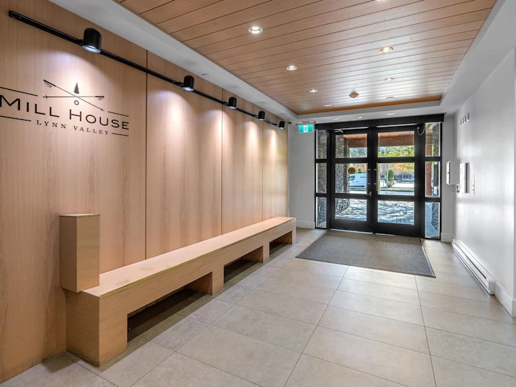 301-3205 Mountain Highway, North Vancouver, BC, V7K 0A3 - 32