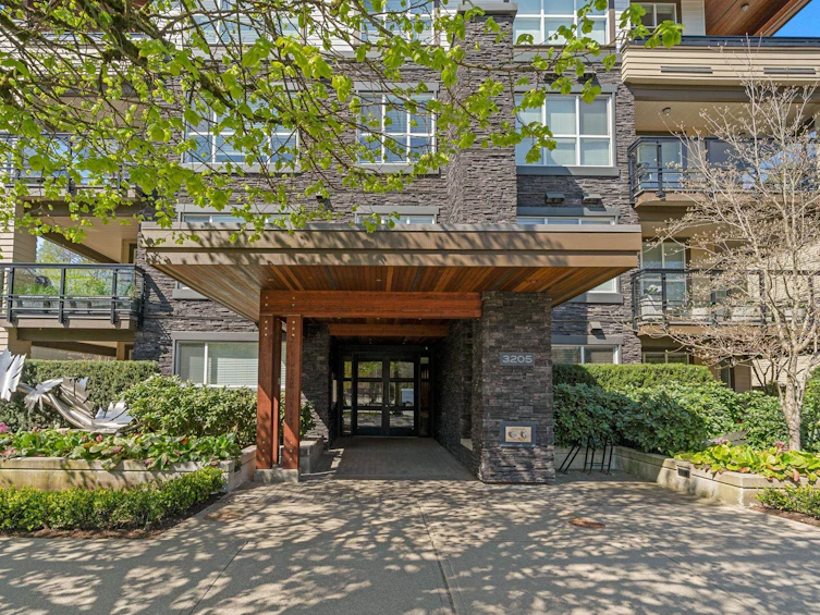301-3205 Mountain Highway, North Vancouver, BC, V7K 0A3 - 35