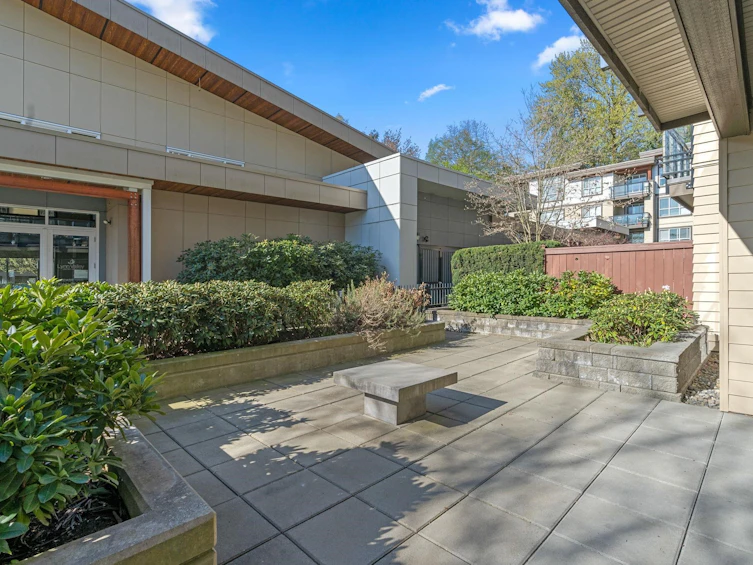 301-3205 Mountain Highway, North Vancouver, BC, V7K 0A3 - 36