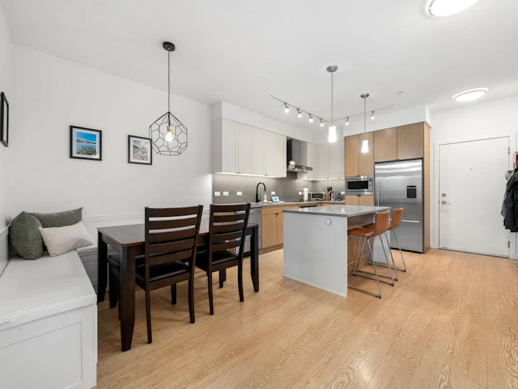 301-3205 Mountain Highway, North Vancouver, BC, V7K 0A3 - 15