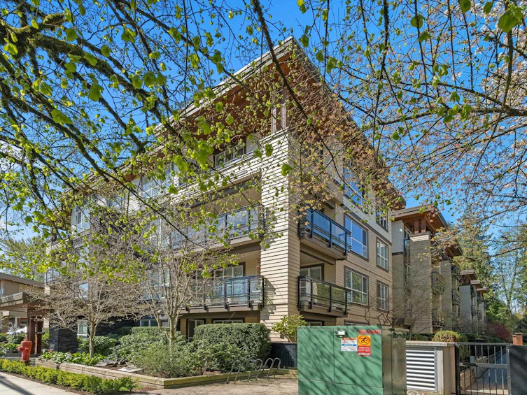301-3205 Mountain Highway, North Vancouver, BC, V7K 0A3 - 34