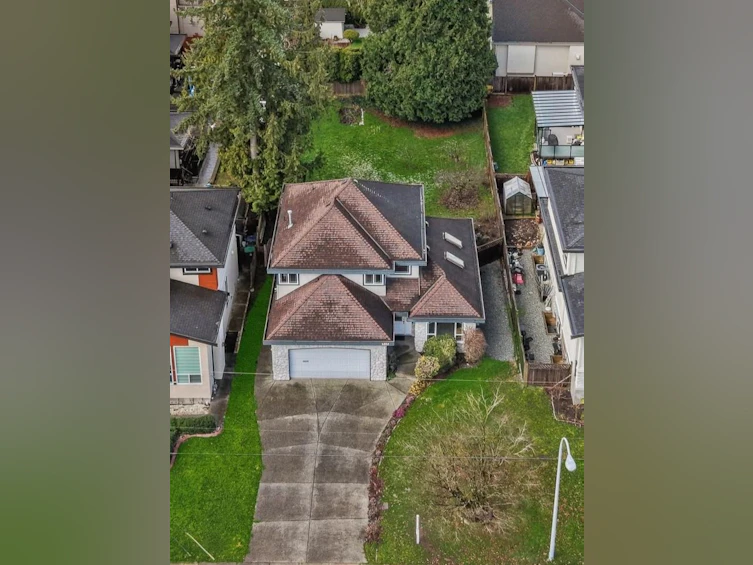 6203 190 Street, Surrey, BC, V3S 8S4 - 3