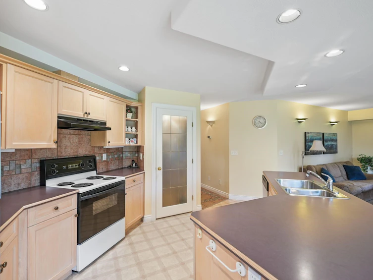 6203 190 Street, Surrey, BC, V3S 8S4 - 11