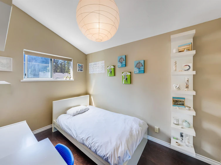 1140 W 20th Street, North Vancouver, BC, V7P 2B7 - 21