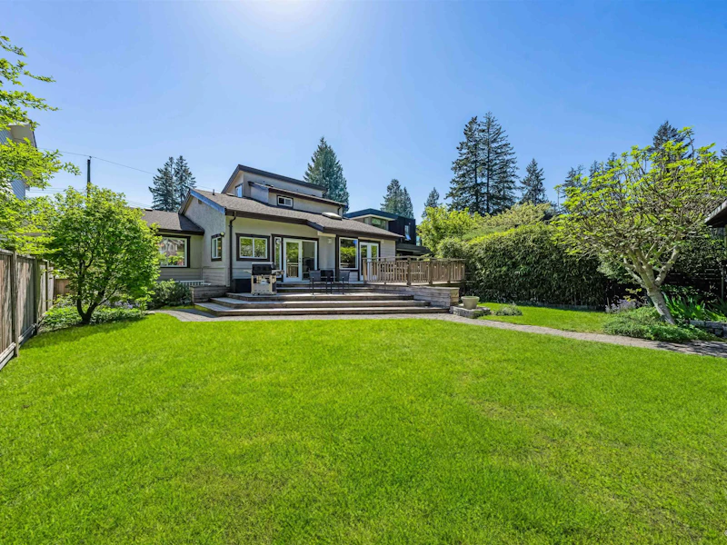 1140 W 20th Street, North Vancouver BC V7P 2B7