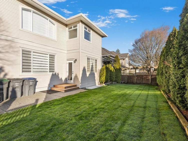 14680 72a Avenue, Surrey, BC, V3S 9L8 - 35