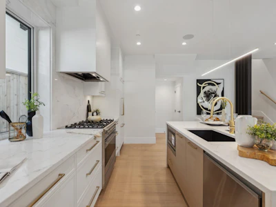 1-2244 E 11th Avenue - 5
